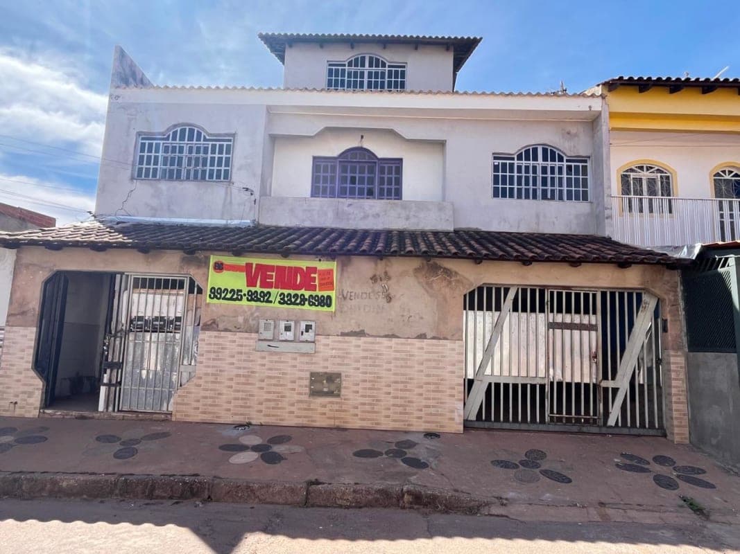 Sobrado na Santa Maria Norte na QR 518