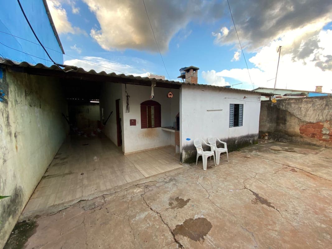 Vende-se Casa – QR 417 | Santa Maria Norte